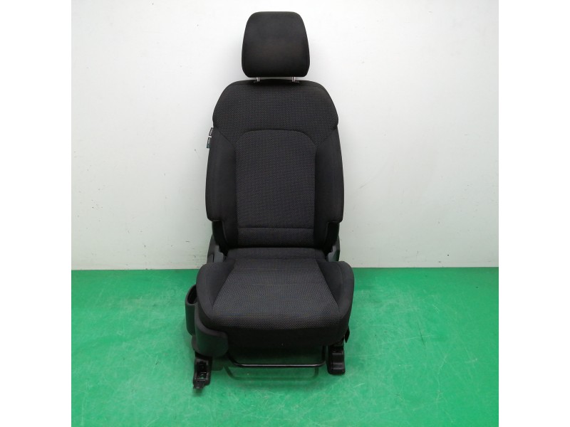 Recambio de asiento delantero derecho para kia carens ( ) 1.7 crdi cat referencia OEM IAM Recambio de asiento delantero derecho para kia carens ( ) 1.7 crdi cat referencia OEM IAM