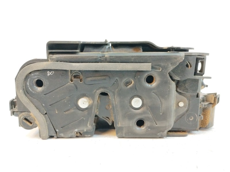 Recambio de cerradura puerta delantera derecha para volkswagen caddy furgón/kombi 2.0 tdi referencia OEM IAM 5TB837016C Recambio de cerradura puerta delantera derecha para volkswagen caddy furgón/kombi 2.0 tdi referencia OEM IAM 5TB837016C