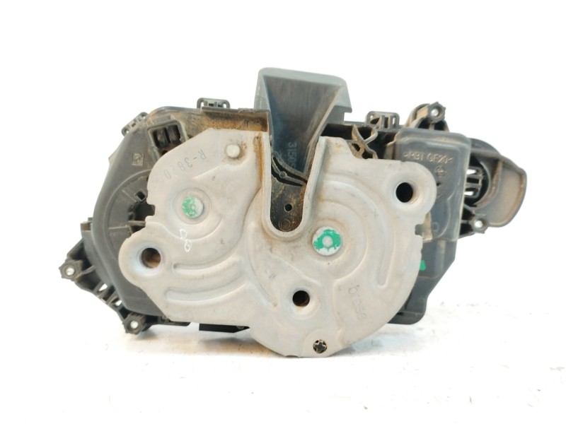 Recambio de cerradura puerta lateral derecha para volkswagen caddy furgón/kombi 2.0 tdi referencia OEM IAM 7LA843604E Recambio de cerradura puerta lateral derecha para volkswagen caddy furgón/kombi 2.0 tdi referencia OEM IAM 7LA843604E