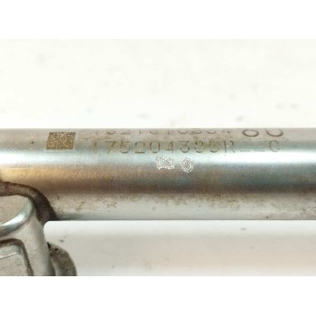 Recambio de rampa inyectora para renault megane iii berlina 5 p 1.2 16v referencia OEM IAM 175204385R  