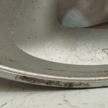 Recambio de llanta para mazda premacy (cp) 1.9 16v cat referencia OEM IAM 9965E46050 15X6JJOFF50 5H 5X115