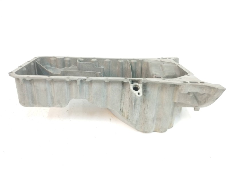 Recambio de carter para mercedes-benz clase c (w203) berlina 2.2 cdi cat referencia OEM IAM R6110140602  