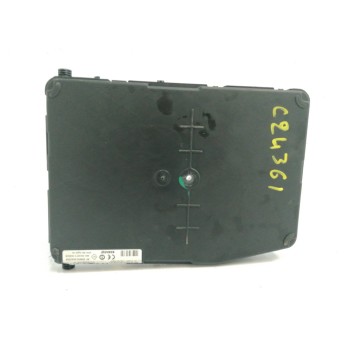 Recambio de caja reles / fusibles para renault scenic ii 1.5 dci diesel referencia OEM IAM 8200606826 S118400150H 