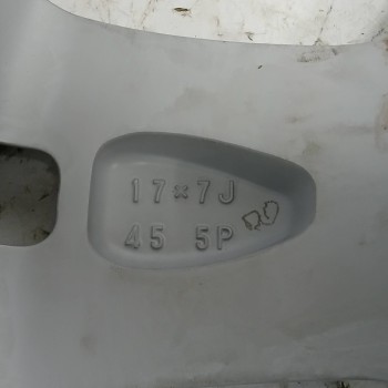 Recambio de llanta para toyota rav 4 iii (_a3_) 2.2 d (ala35_) referencia OEM IAM 4261142350 17X7J ET45 5H 5X114