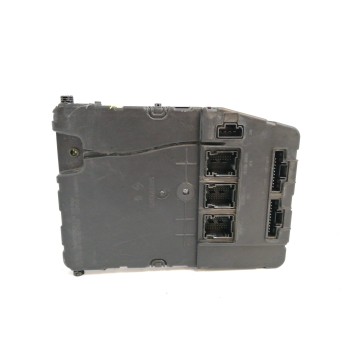 Recambio de caja reles / fusibles para renault megane ii classic berlina 1.9 dci diesel referencia OEM IAM 8200309691 S118400320