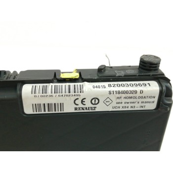 Recambio de caja reles / fusibles para renault megane ii classic berlina 1.9 dci diesel referencia OEM IAM 8200309691 S118400320