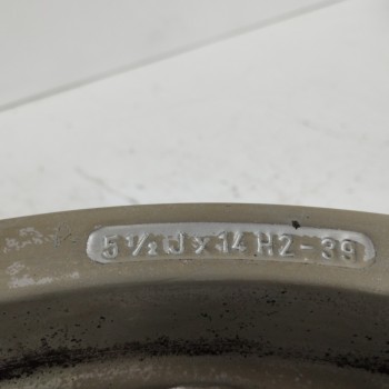 Recambio de llanta para alfa romeo 33 berlina 1.3 milano referencia OEM IAM 60561985 5,5JX14H2-39 4H 4X95 , 5