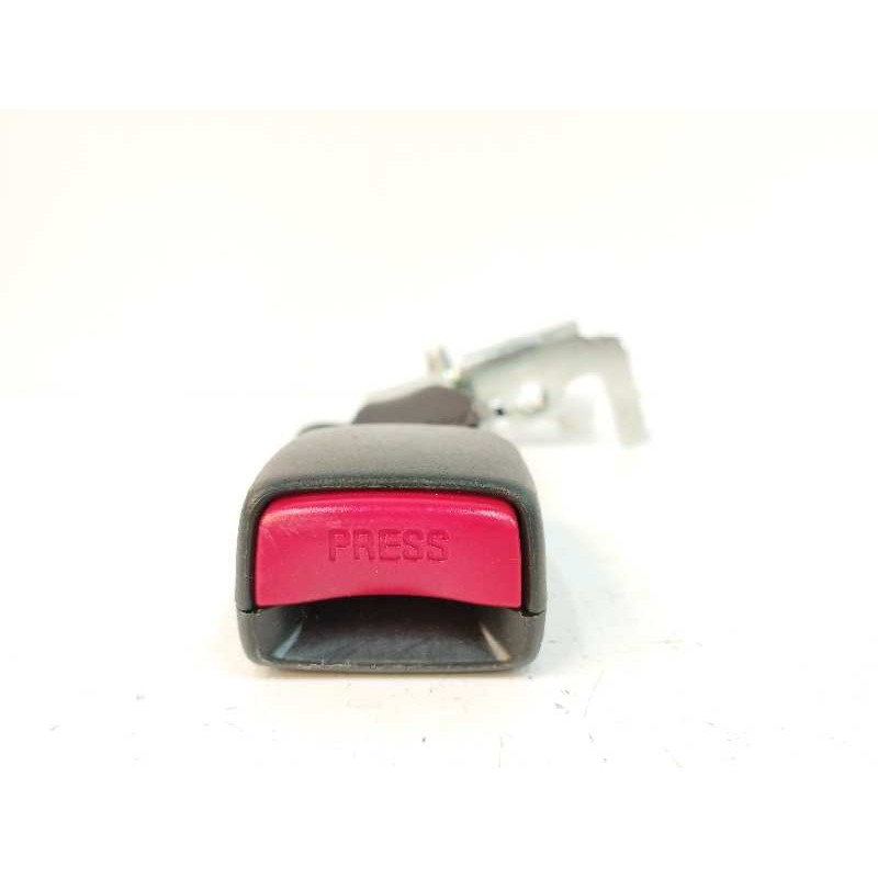 Recambio de enganche cinturon izquierdo para nissan qashqai ii (j11, j11_) 1.5 dci referencia OEM IAM  TRASERO 