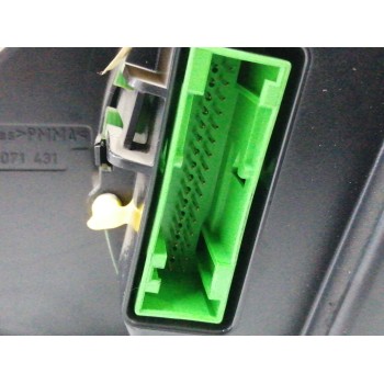 Recambio de cuadro instrumentos para audi a4 berlina (b5) 1.9 tdi referencia OEM IAM 8D0919861A  