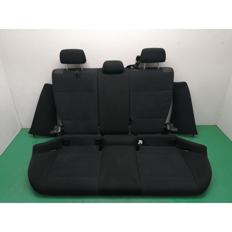 Recambio de asientos traseros para bmw x1 (e84) 2.0 turbodiesel cat referencia OEM IAM   