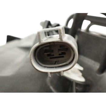 Recambio de electroventilador para toyota avensis berlina (t25) 2.0 16v cat referencia OEM IAM MN122710771  