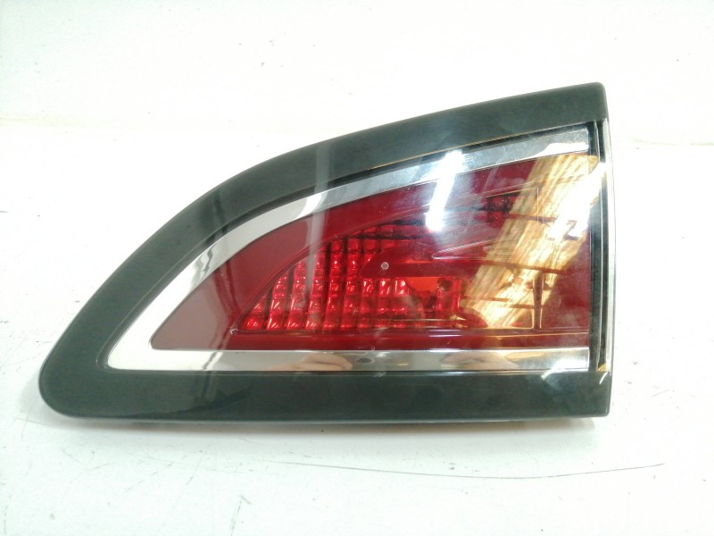 Recambio de piloto trasero derecho interior para renault scenic iii 1.5 dci diesel fap referencia OEM IAM 265507464R  
