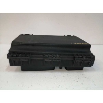 Recambio de caja reles / fusibles para opel astra gtc 1.9 cdti referencia OEM IAM 13206754  