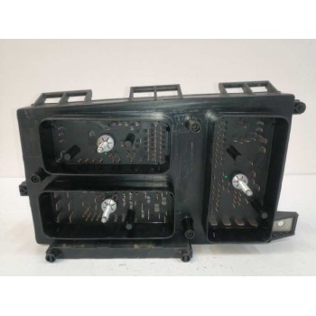 Recambio de caja reles / fusibles para opel astra gtc 1.9 cdti referencia OEM IAM 13206754  