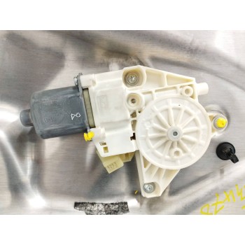 Recambio de elevalunas delantero izquierdo para mercedes-benz clase c (w204) berlina 2.2 cdi cat referencia OEM IAM A2047660139 