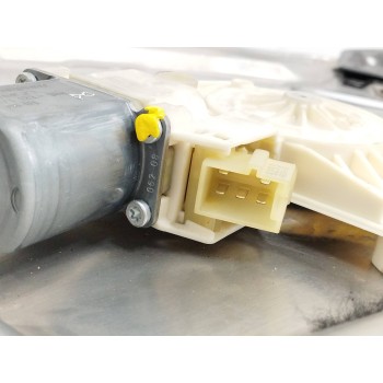 Recambio de elevalunas delantero izquierdo para mercedes-benz clase c (w204) berlina 2.2 cdi cat referencia OEM IAM A2047660139 