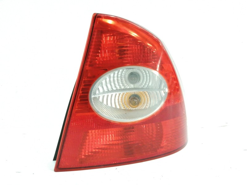 Recambio de piloto trasero derecho para ford focus lim. (cb4) 1.6 tdci cat referencia OEM IAM 5M5113404B  