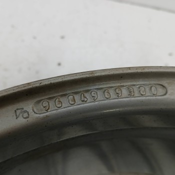 Recambio de llanta para citroën c4 picasso 1.6 hdi fap referencia OEM IAM 9684969380 7J16CH4 ET26 4H 4X108