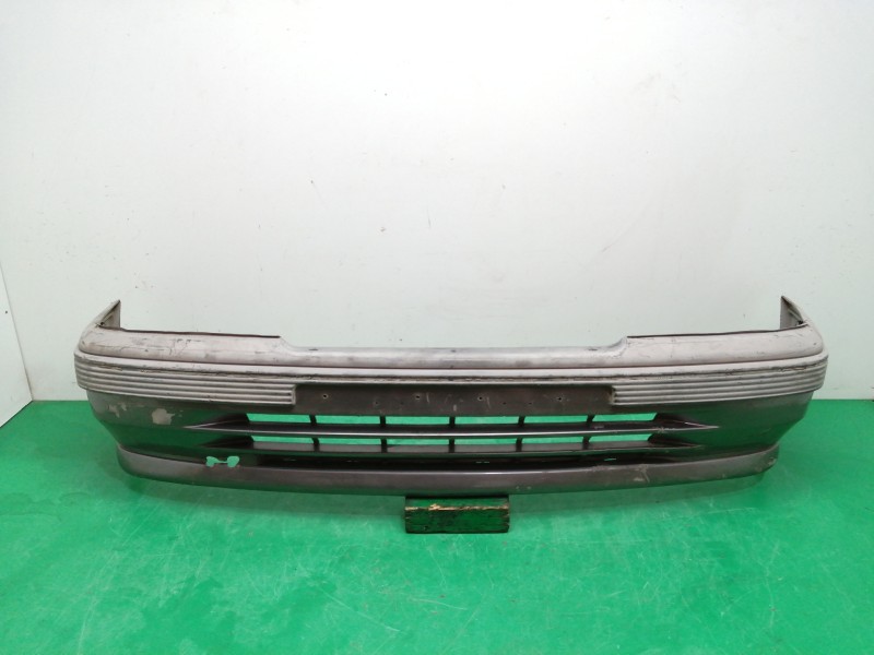 Recambio de paragolpes delantero para opel kadett e gsi berlina referencia OEM IAM 90243184 OBSERVAR FOTOS 