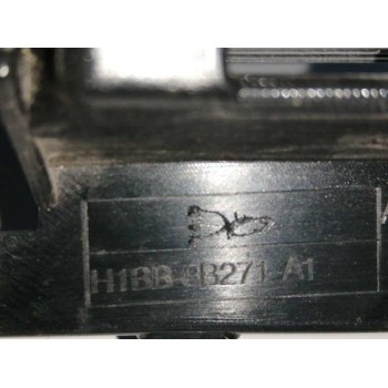 Recambio de rejilla delantera para ford fiesta (ce1) trend referencia OEM IAM H1BB8B271A1  