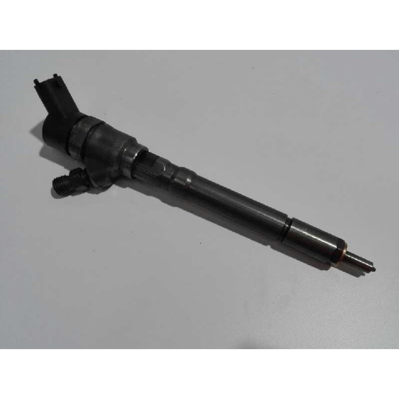 Recambio de inyector para hyundai matrix (fc) 1.5 crdi cat referencia OEM IAM 3380027010 0445110064 