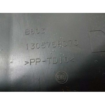 Recambio de moldura para peugeot boxer furgoneta 2.2 hdi 130 referencia OEM IAM 1305768070 TRASERA DERECHA 