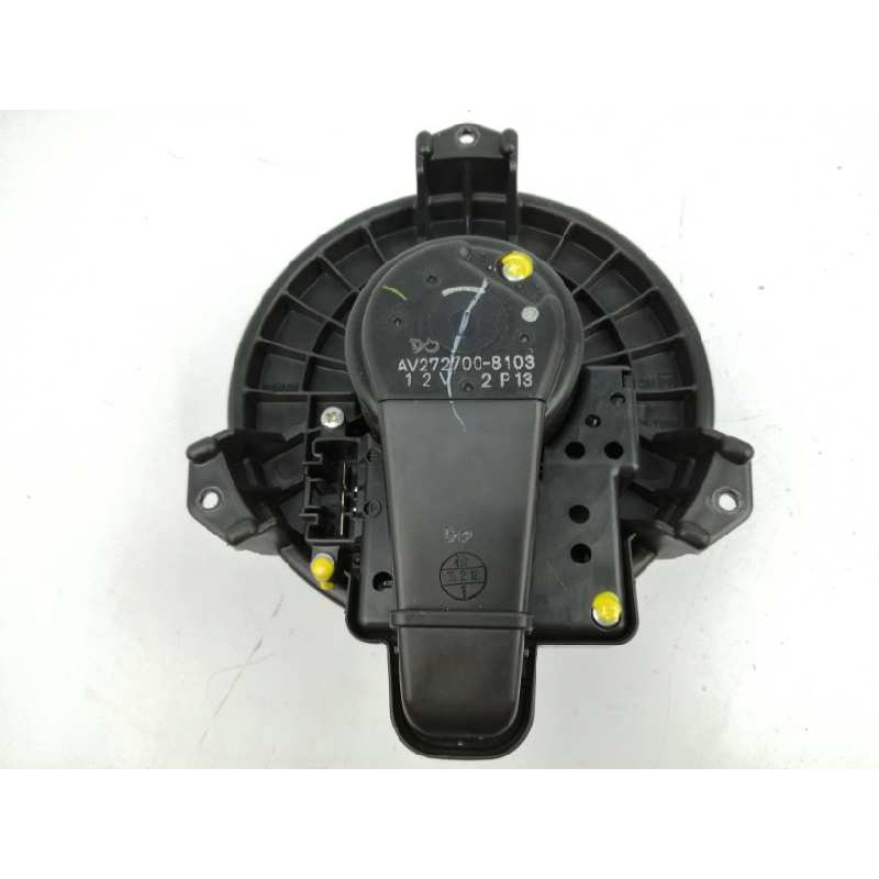Recambio de motor calefaccion para toyota auris active referencia OEM IAM 2727008103  