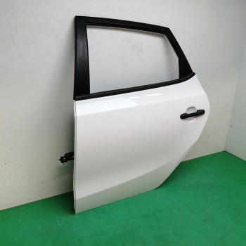 Recambio de puerta trasera izquierda para hyundai i30 1.4 cat referencia OEM IAM  OBSERVAR FOTOS 