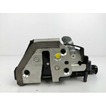 Recambio de cerradura puerta trasera derecha para toyota auris active referencia OEM IAM   