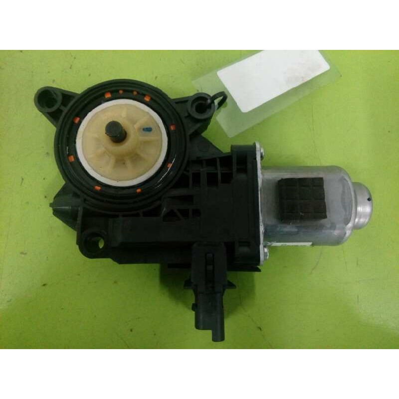 MOTOR ELEVALUNAS DELANTERO IZQUIERDO