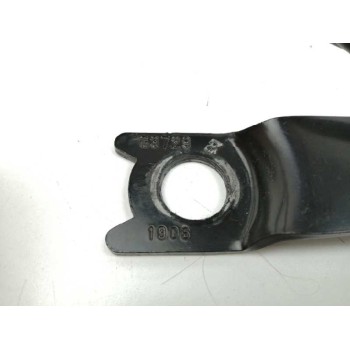 Recambio de enganche cinturon derecho para toyota auris active referencia OEM IAM G3729 DELANTERO 674991