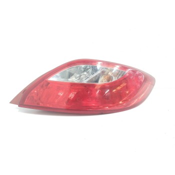PILOTO TRASERO DERECHO D65151150 