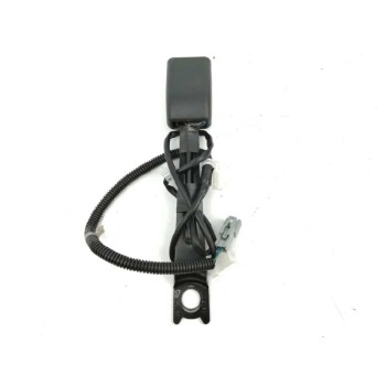 Recambio de enganche cinturon izquierdo para toyota auris active referencia OEM IAM G3729 DELANTERO 674990