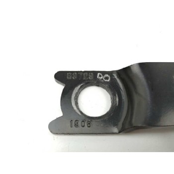 Recambio de enganche cinturon izquierdo para toyota auris active referencia OEM IAM G3729 DELANTERO 674990