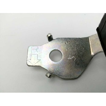 Recambio de enganche cinturon derecho para toyota auris active referencia OEM IAM 07479 TRASERO 