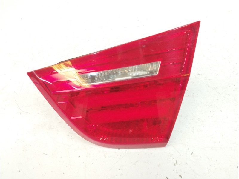 Recambio de piloto trasero derecho interior para bmw serie 3 berlina (e90) 320d efficientdynamics edition referencia OEM IAM 728 Recambio de piloto trasero derecho interior para bmw serie 3 berlina (e90) 320d efficientdynamics edition referencia OEM IAM 728