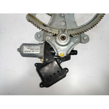 Recambio de elevalunas trasero izquierdo para toyota corolla verso (r1) 1.8 16v cat referencia OEM IAM TIJERA 698400F020 CARIBE 