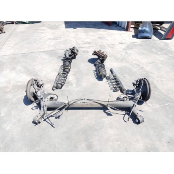 Recambio de puente trasero para toyota yaris (_p13_) 1.3 (nsp130_) referencia OEM IAM   