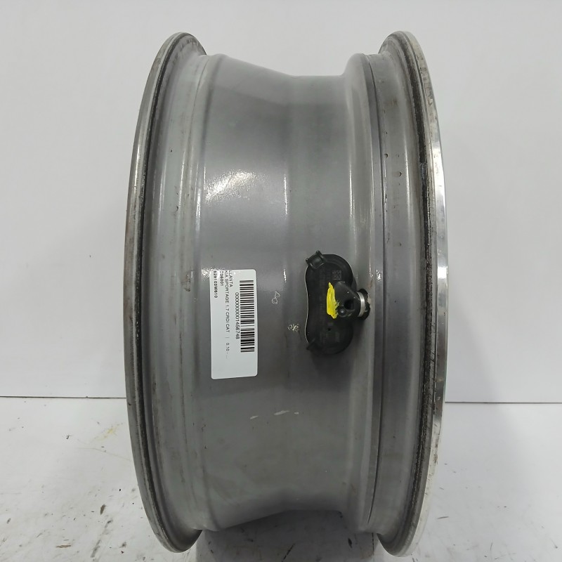LLANTA 6 5JX17 OFFSET40 5H 5X114
