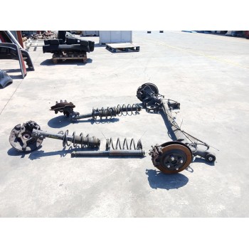 Recambio de puente trasero para toyota yaris (_p13_) 1.3 (nsp130_) referencia OEM IAM   