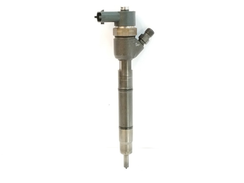 Recambio de inyector para hyundai i40 1.7 crdi cat referencia OEM IAM 338002A800 0445110411 