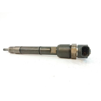 Recambio de inyector para hyundai i40 1.7 crdi cat referencia OEM IAM 338002A800 0445110411 