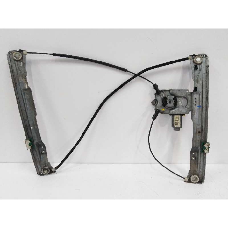 Recambio de elevalunas delantero derecho para renault clio iii 2.0 16v referencia OEM IAM FUNDA 400857 CARIBE FUNDA