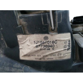 Recambio de faro derecho para volkswagen golf iv berlina (1j1) 1.6 referencia OEM IAM 1J1941016C CON ANTINIEBLA 