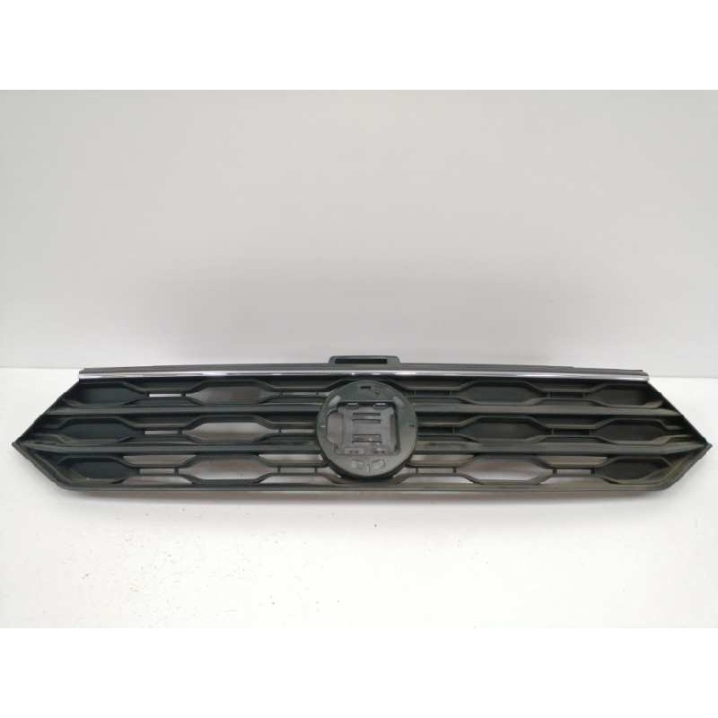 Recambio de rejilla delantera para volkswagen t-roc advance referencia OEM IAM 2GA853651E  