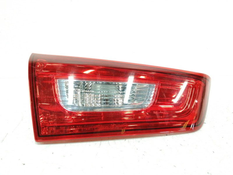 Recambio de piloto trasero izquierdo interior para mitsubishi asx (ga0w) 1.8 di-d cat referencia OEM IAM 8336A087  
