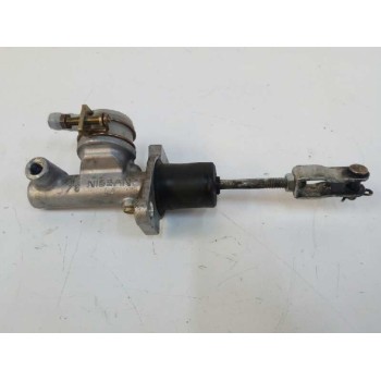 Recambio de bomba embrague para nissan cabstar 01.04  3.0 diesel referencia OEM IAM   