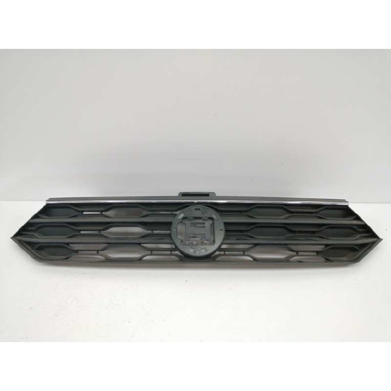 Recambio de rejilla delantera para volkswagen t-roc advance referencia OEM IAM 2GA853651E  