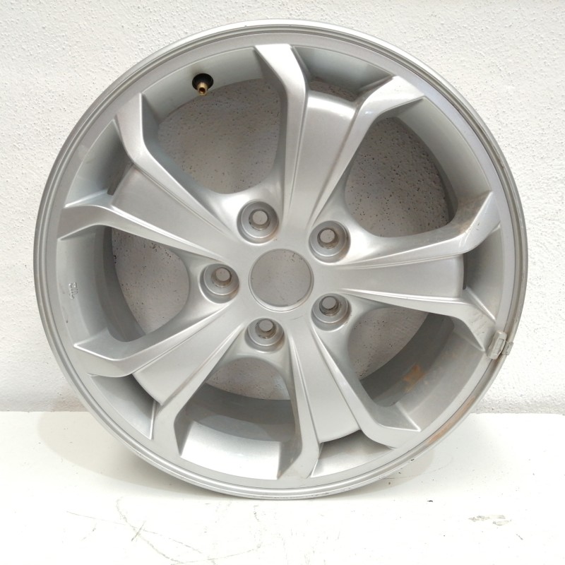 Recambio de llanta para hyundai tucson (jm) 2.0 crdi referencia OEM IAM 529102E700 6,5JX16OFFS ET41 5H 5X115