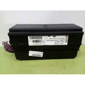 Recambio de caja reles / fusibles para land rover discovery 4 tdv6 se referencia OEM IAM CH2214290KB  